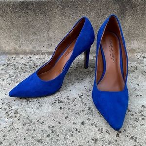 Christian Siriano blue heels.
